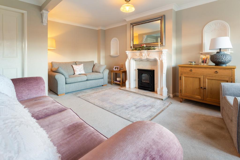 Front Lounge