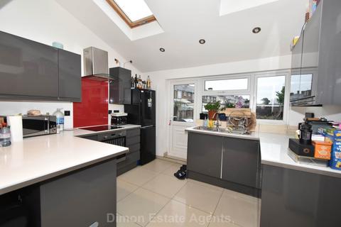 3 bedroom terraced house for sale, Palmyra Road, Elson