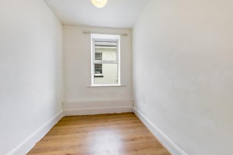 1 bedroom flat to rent, Bretonside, Plymouth PL4