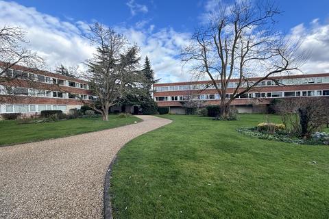 2 bedroom flat to rent, Trumpington Road, Cambridge CB2