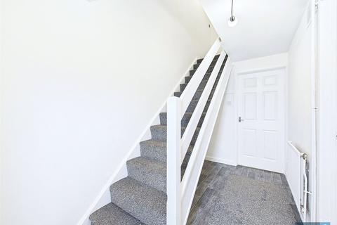 10 Devon Court, Denaby Main, Doncaster, DN12 4HY