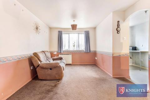 1 bedroom flat for sale, Wigston Close , London, N18