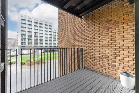 2 bedroom flat for sale, Masthead House, E16, Royal Docks, London, E16