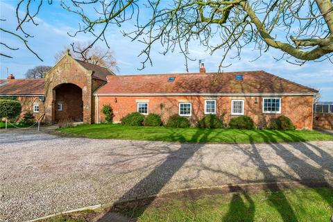 4 bedroom barn conversion for sale, Station Road, Poulton-le-Fylde FY6