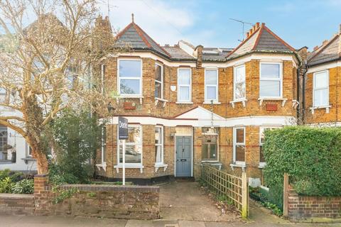 3 bedroom terraced house for sale, Pembroke Road, London N10