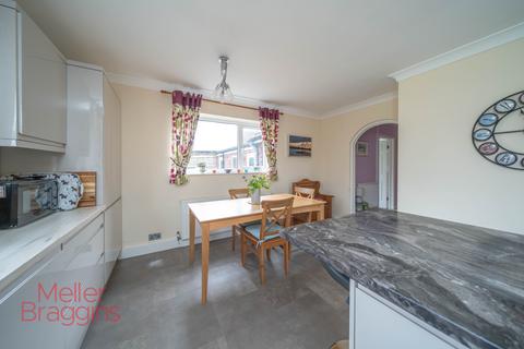 3 bedroom detached bungalow for sale, Parkgate, Knutsford