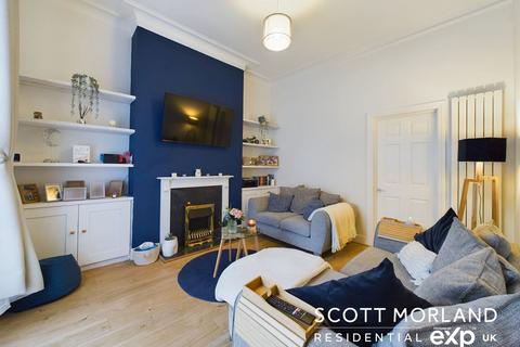 Ground Floor Flat, 42 Ash Road, Aldershot, GU12 4EZ