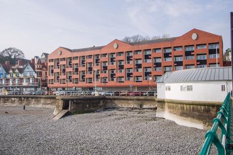 3 bedroom flat for sale, Windsor Court, The Esplanade, Penarth