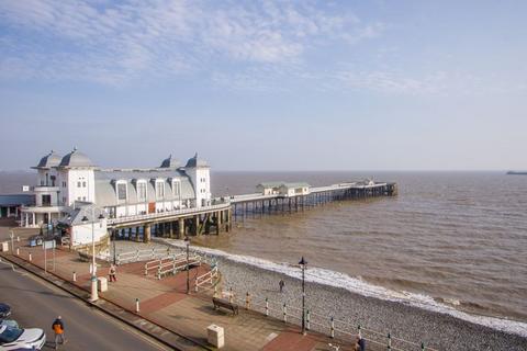 3 bedroom flat for sale, Windsor Court, The Esplanade, Penarth