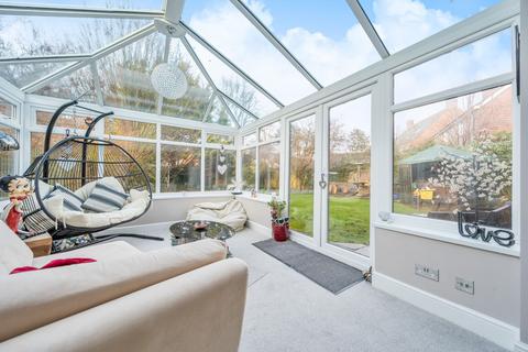 1 Barrow Close, Billingshurst, RH14 9SW