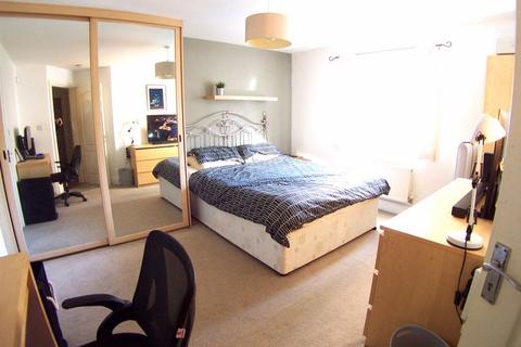 7 Cherry Court, Headingley, Leeds, LS6 2WB