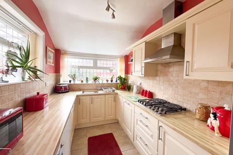 3 bedroom end of terrace house for sale, FISHER PLACE, CLEETHORPES