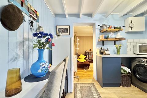 2 bedroom cottage for sale, Perranarworthal, Truro