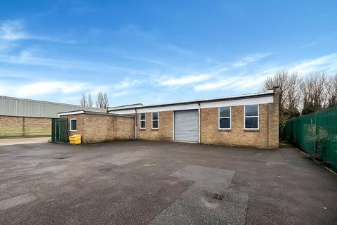 Warehouse to rent, Unit 5 Dominion Trade Centre, Dominion Way West, Worthing, West Sussex, BN14