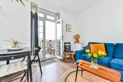 2 bedroom flat for sale, Copenhagen Street, Islington, London, N1