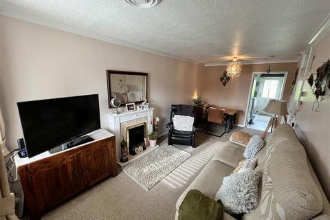 2 bedroom semi-detached bungalow for sale, Lakeside Meadows, Pontefract