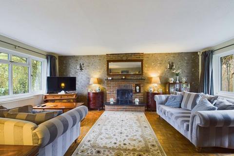 undefined, Headley Heath Approach, Boxhill