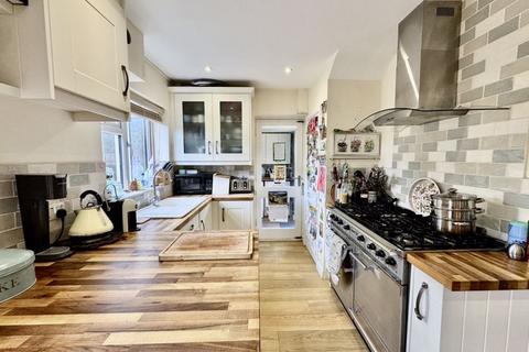 50 Clapton Approach, Wooburn Green, High Wycombe, HP10 0DP