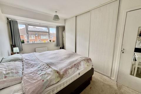 50 Clapton Approach, Wooburn Green, High Wycombe, HP10 0DP