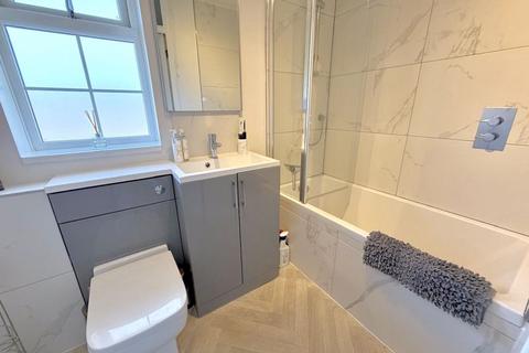 5 Bowmans Close, Dunstable, LU6 3LB