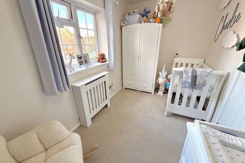 5 Bowmans Close, Dunstable, LU6 3LB