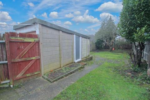 3 bedroom semi-detached house for sale, Carlyon Avenue, Harrow