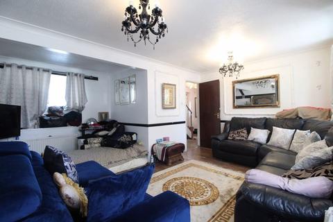 3 bedroom semi-detached house for sale, EXTENDED FAMILY HOME on Fieldfare Green, Luton