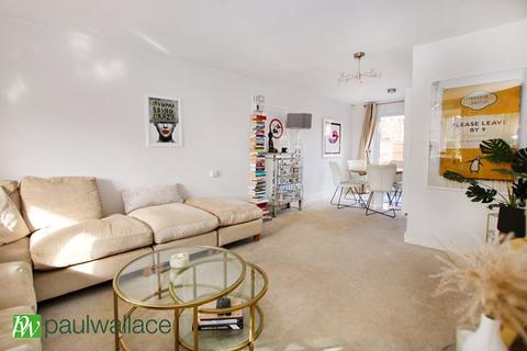 21 Cassandra Gate, Cheshunt, Waltham Cross, EN8 0XE