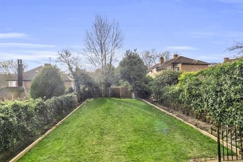 undefined, Studio Flat  - Muswell Hill, N10 & * FREE SUPER FAST 1 Gb BROADBAND INTERNET*