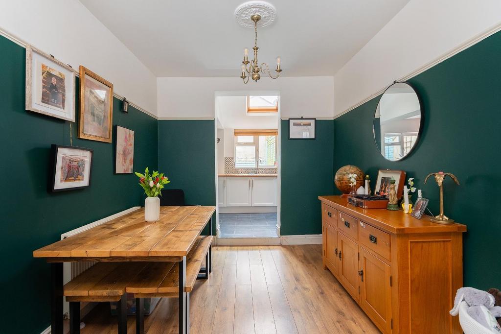 0 S7 SSG - Dining Room B.jpg