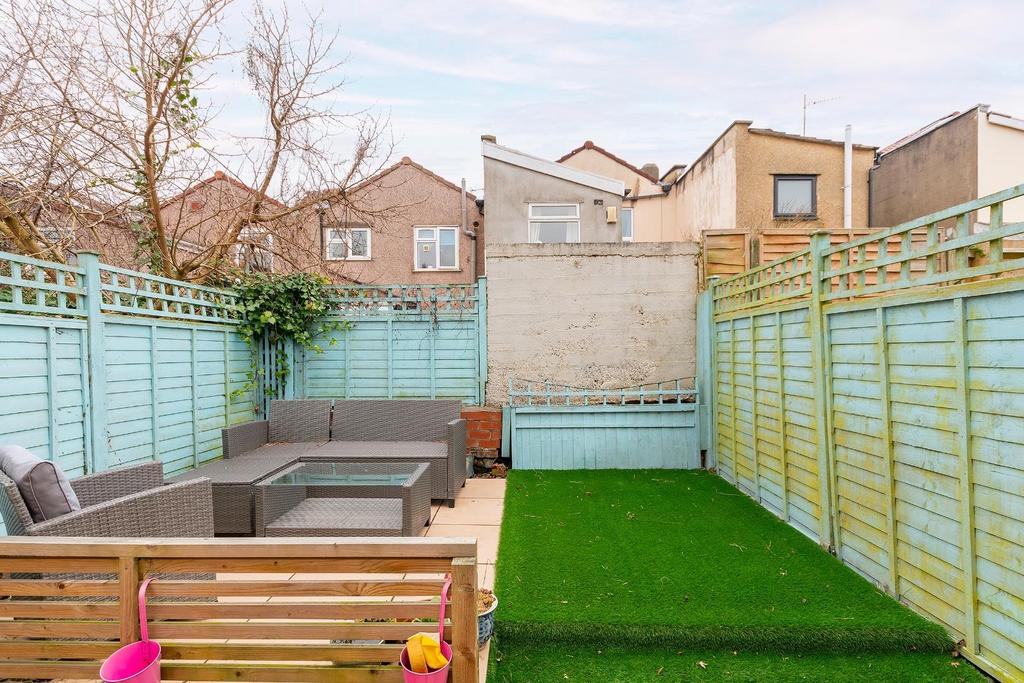 0 S7 SSG - External C.jpg