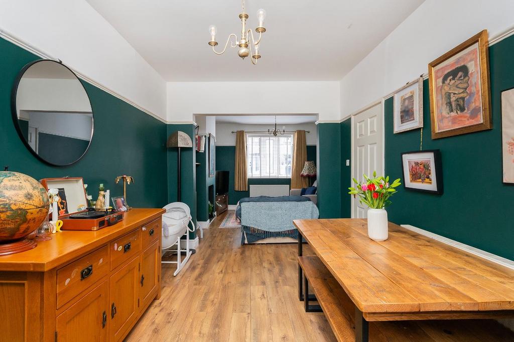 0 S7 SSG - Dining Room D.jpg