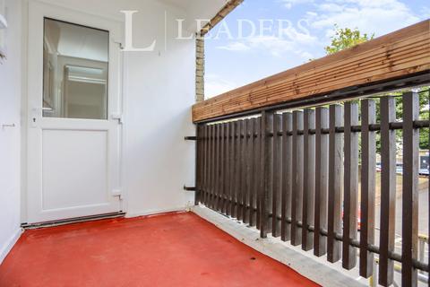 2 bedroom flat to rent, Scott Lidgett Crescent, SE16