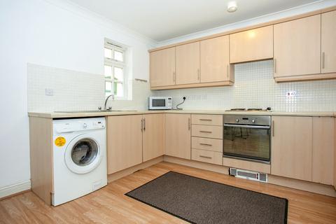 2 bedroom apartment to rent, Hadfield Close, M14, Manchester