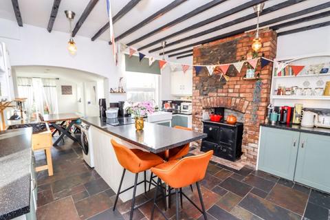 3 bedroom terraced house for sale, Treefield Road, Clevedon