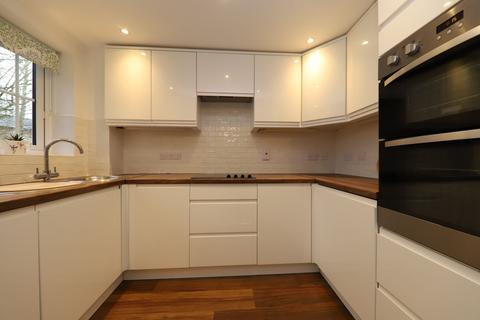 2 bedroom retirement property for sale, High Street, Rickmansworth WD3