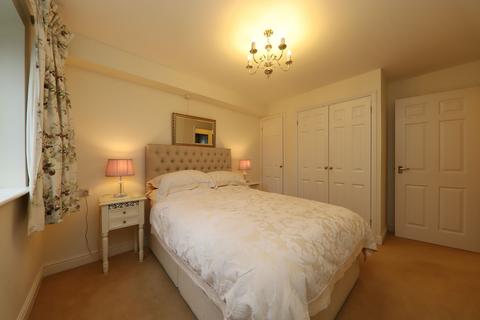 2 bedroom retirement property for sale, High Street, Rickmansworth WD3