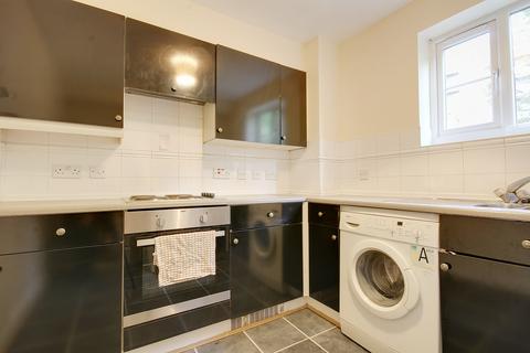 2 bedroom flat to rent, Otter Close | Stratford | E15