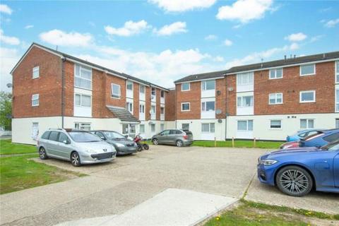 2 bedroom flat to rent, Clay Pit Piece, CB11