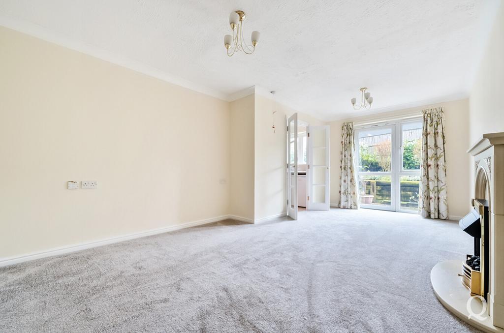 Db7cfa89-8368-441...