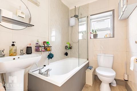 12 Bascott Road, Bournemouth, BH11 8RH