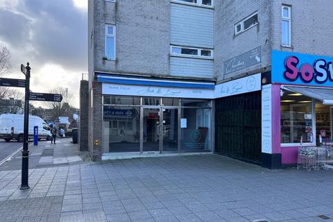 Retail property (high street) to rent, Paignton TQ4