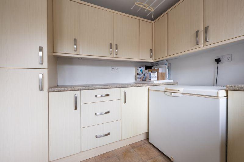 Utility room (2)