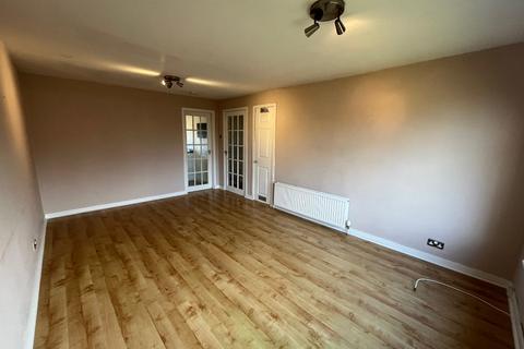 2 bedroom flat to rent, Oxgangs Place, Oxgangs, Edinburgh, EH13