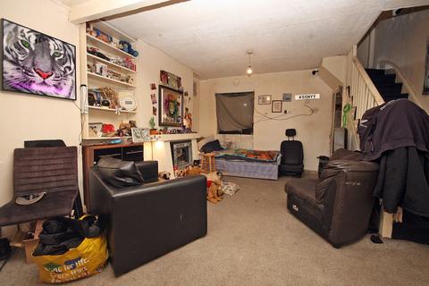 2 bedroom end of terrace house for sale, William Street, Holyhead, Isle of Anglesey, LL65