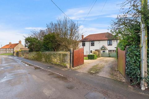 4 bedroom detached house for sale, Mill Road, Islip, NN14