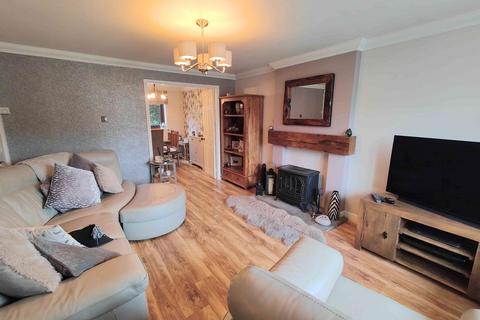 4 bedroom detached house for sale, Crowtrees Park, Brighouse HD6