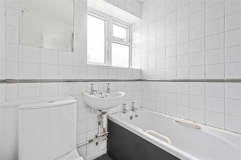 2 Cambridge Road, Fulbourn, Cambridge, CB21 5HQ