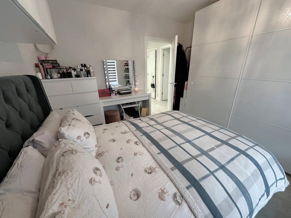Bedroom (3)