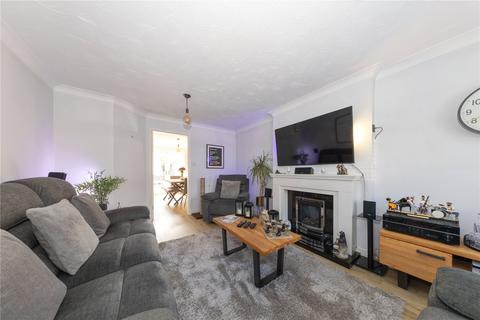 3 Canalside, Old Stratford, Milton Keynes, MK19 6EX